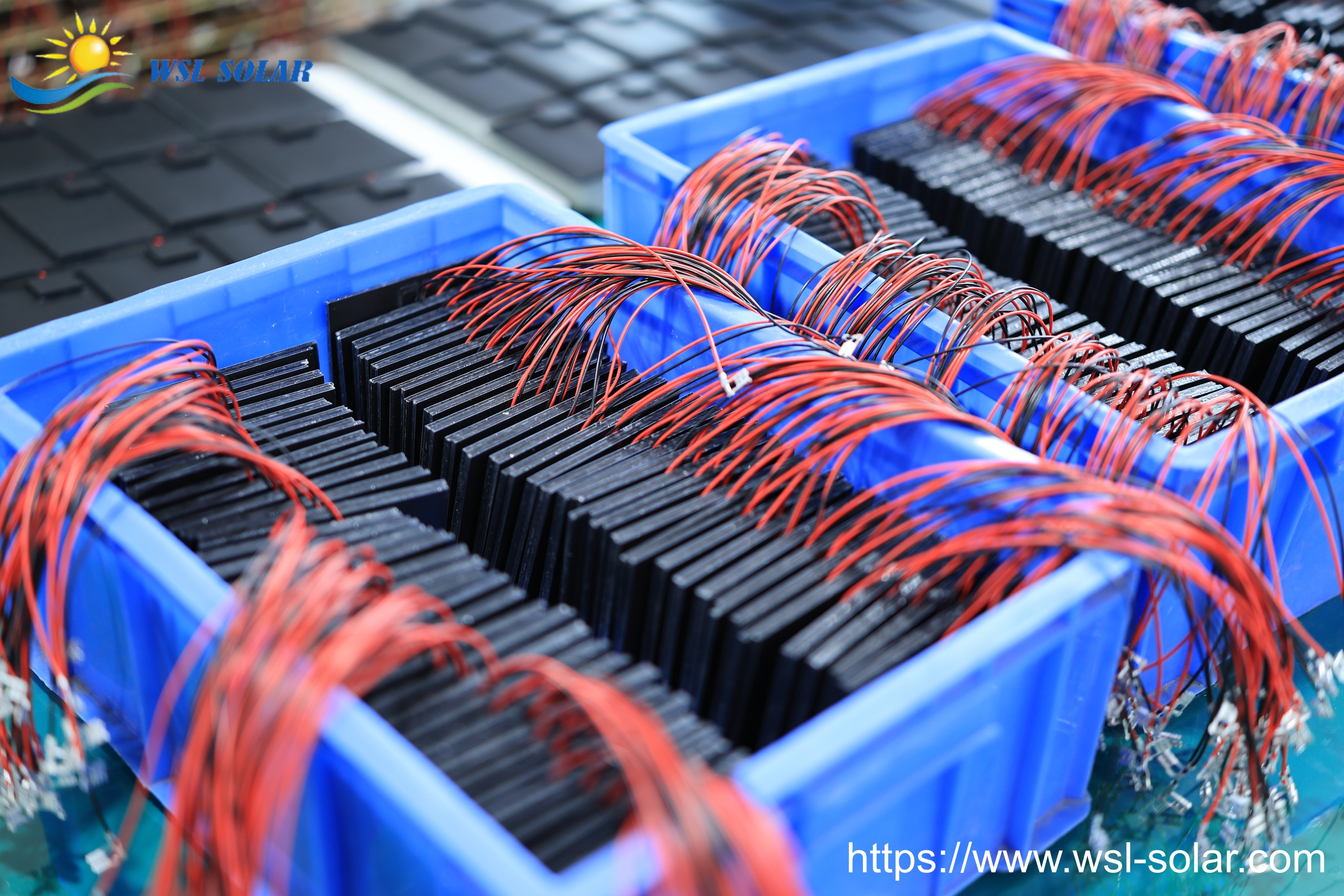 What Are the Pain Points in Producing Custom-made Small-sized Solar Panels?